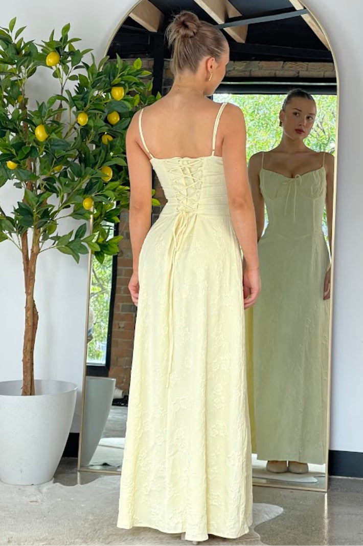 DIANNE FLOWY MAXI DRESS - Yellow Floral Print Dolly Girl Fashion DIANNE FLOWY MAXI DRESS - Yellow Floral Print Dolly Girl Fashion