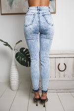 LYNA DISTRESSED SKINNY JEANS - Acid Wash