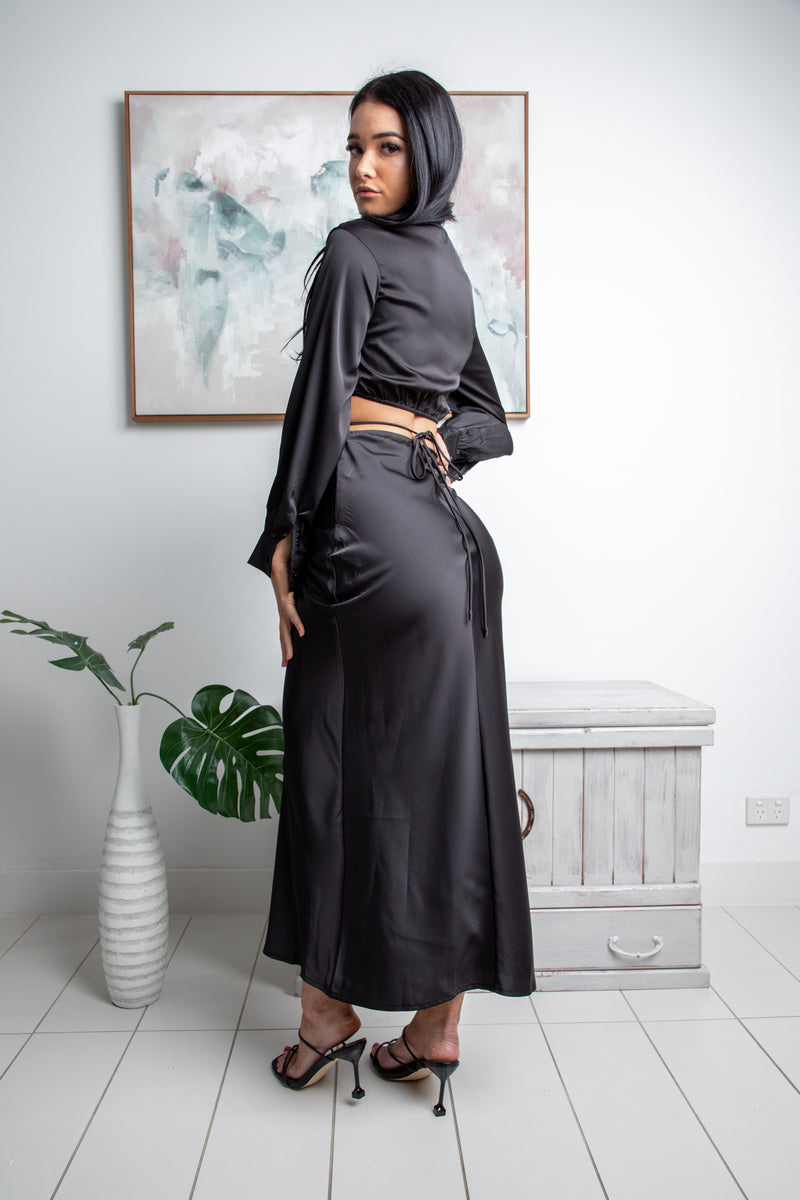 JOVANA LONG SLEEVE CROP TOP - Black Satin